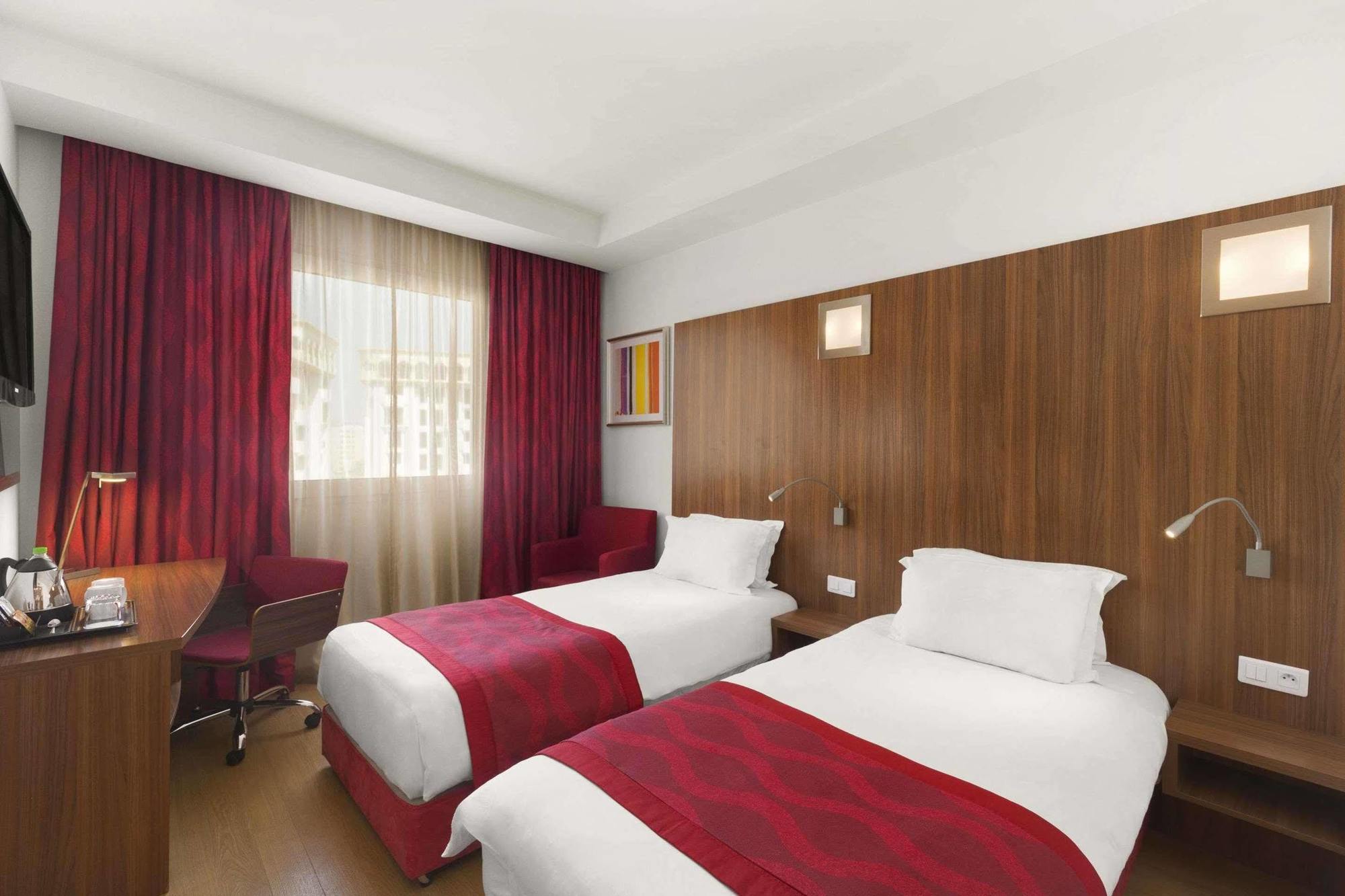 Ramada Encore By Wyndham Танжер Экстерьер фото